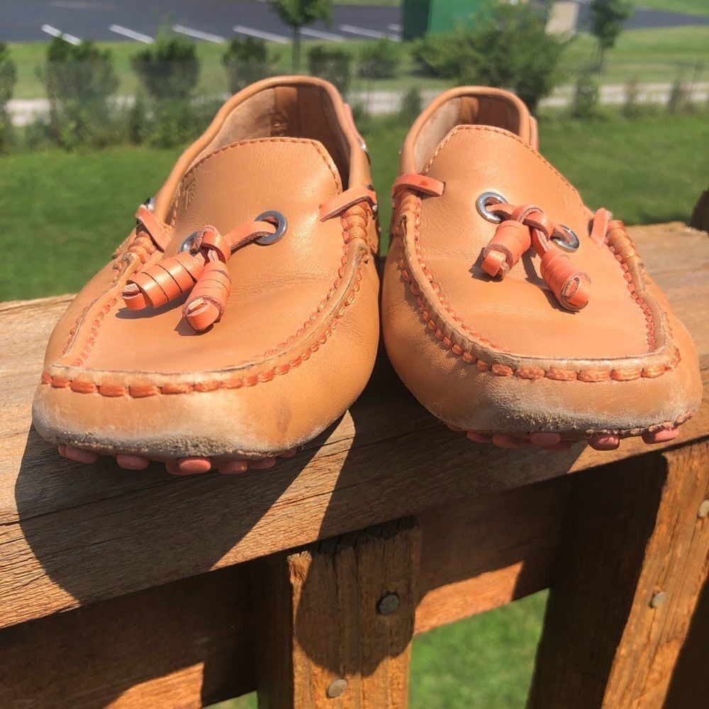 Tod’s tan leather loafers size 5 - Picture 2 of 10